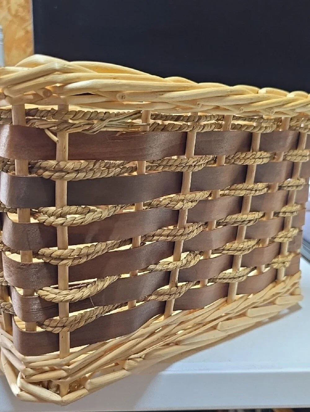 N/A sturdy woven